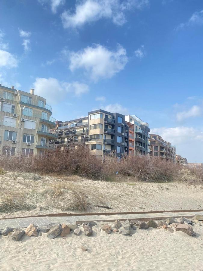 פומורי Sea View Apartment With Free Parking מראה חיצוני תמונה